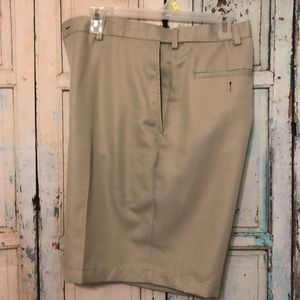 Haggar Men’s Beige Shorts 38W